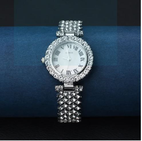 Elegant Luxury Full Diamond Quartz Watch / Ladies Korean Fashion Rhinestone Wristwatch Bracelet Set