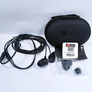 UiiSii HM13 Dynamic Earphone With Pouch